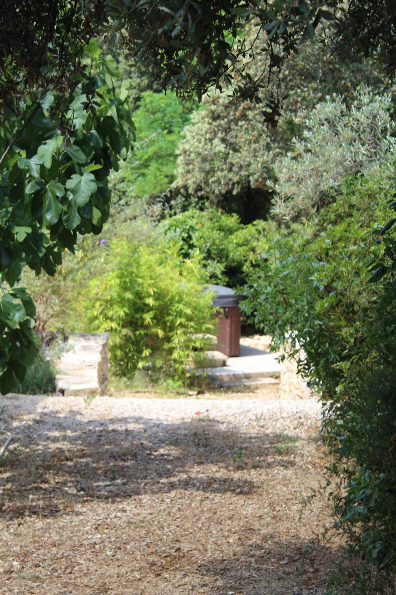 Villa Pierre Blanche Le Calme A 5Mn Du Centre Ville Nîmes Dış mekan fotoğraf
